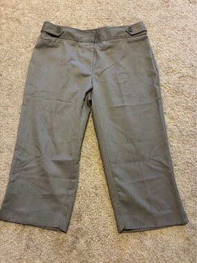 First Option Gray Cropped Dress Pants
